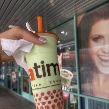 It’s Boba Time - Honeydew Smoothie with strawberry jelly boba things - Bubble Tea Near Me - North Hollywood, California