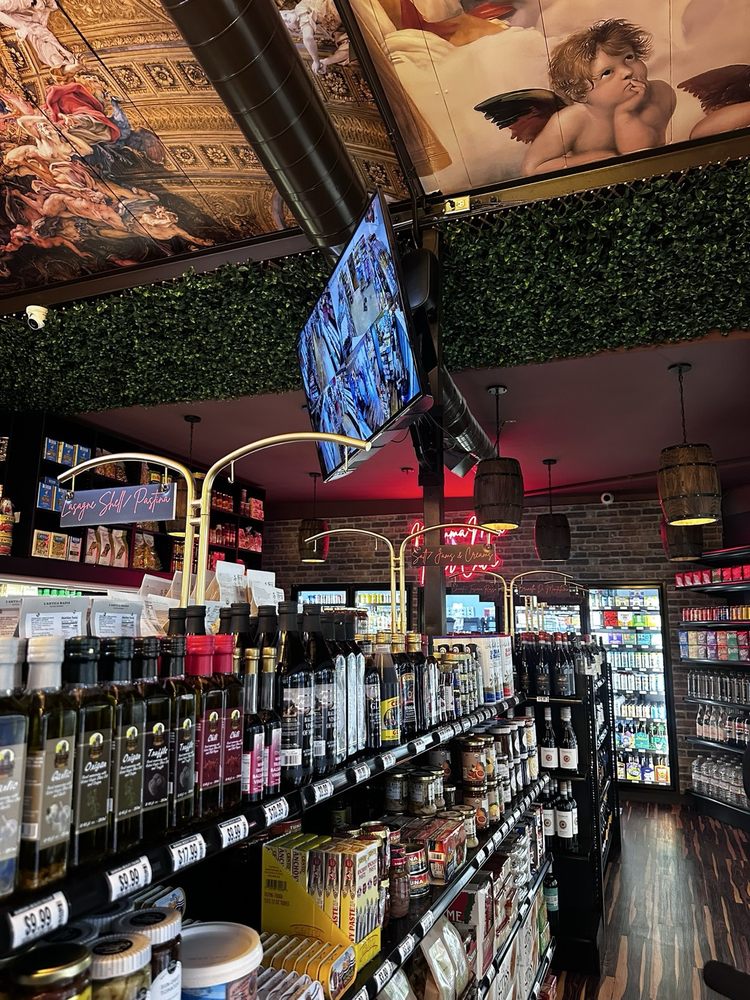 Mamma Mia Market & Sicilian Deli