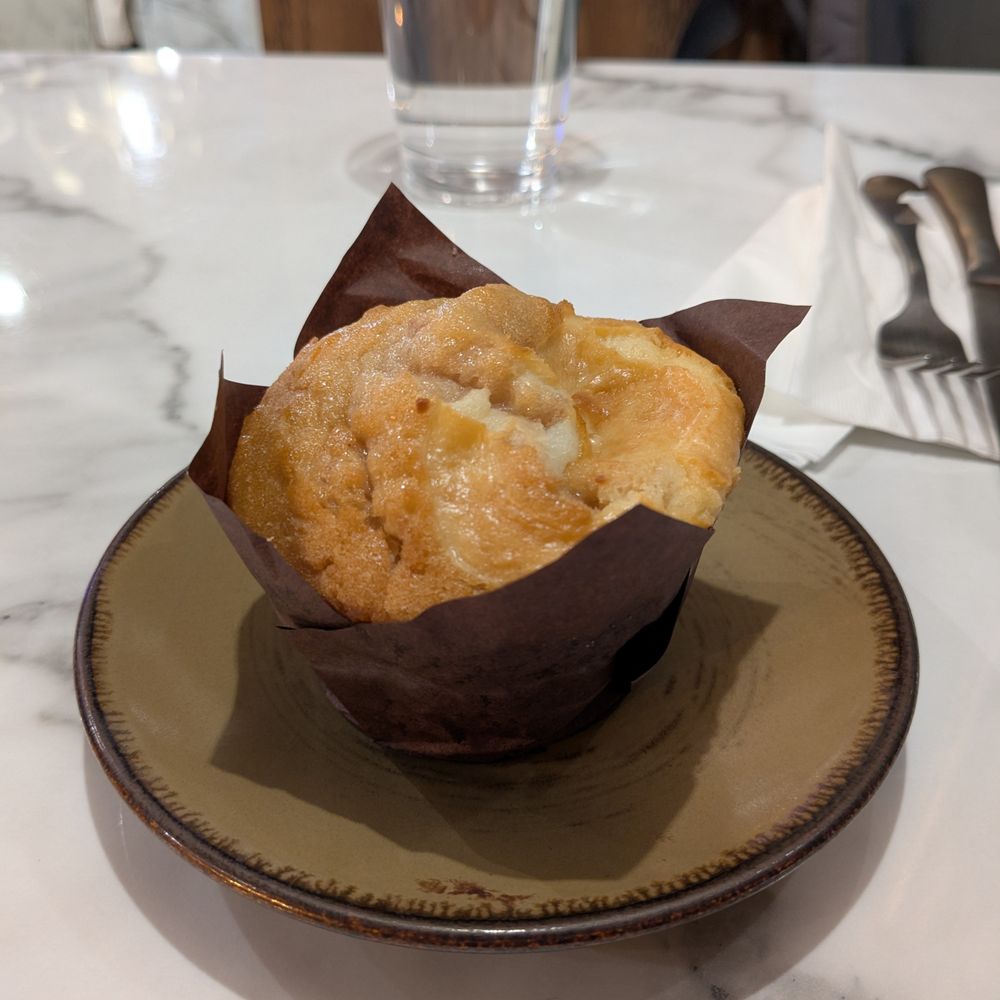Chiqueolatte - Muffin - Coffee & Tea Near Me - Chicago, Illinois Chiqueolatte - Muffin - Coffee & Tea Near Me - Chicago, Illinois