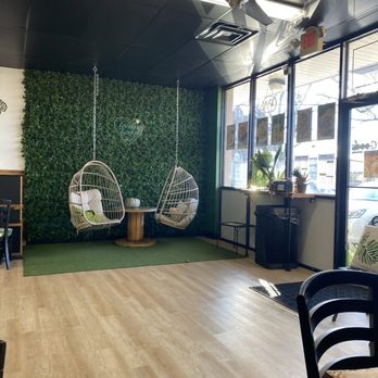Green Goods - Interior decor - Juice Bars & Smoothies Near Me - Providence, Rhode Island Green Goods - Interior decor - Juice Bars & Smoothies Near Me - Providence, Rhode Island