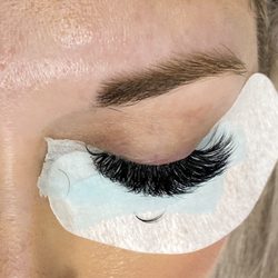 The Lash and Wax Lab - Volume Lash Extensions