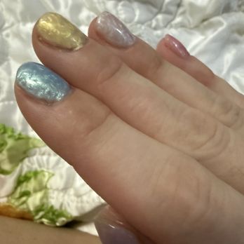 Lux Nails & Spa - Nail Salons Near Me - Duluth, Minnesota