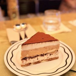 Tiramisu ice cream cake