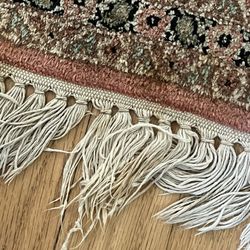 Koshgarian Rug Cleaners - Stained/dirty fringe