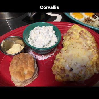 WiseCracks Cafe - Ham and egg omelet - Breakfast & Brunch Near Me - Corvallis, Oregon WiseCracks Cafe - Ham and egg omelet - Breakfast & Brunch Near Me - Corvallis, Oregon