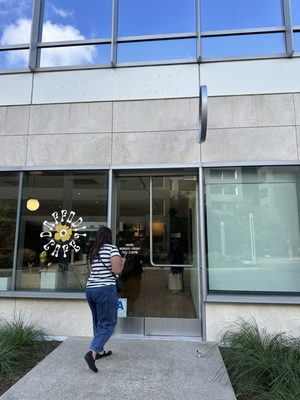 Daffodil Cafe by null