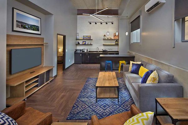 Scholar Morgantown, Tapestry Collection by Hilton by null