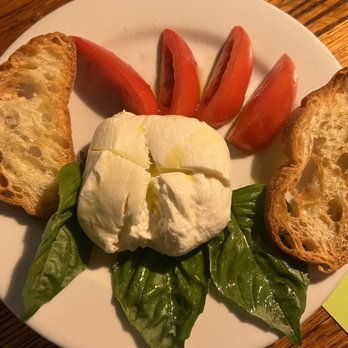 il vecchio - Burrata Appetizer - Italian Near Me - Pacific Grove, California