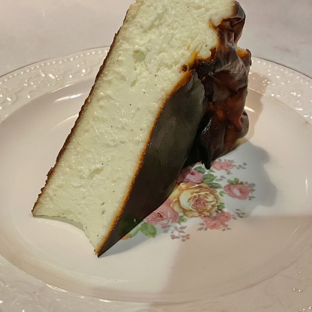 Shmoné - Basque cheesecake - Mediterranean Near Me - New York, New York