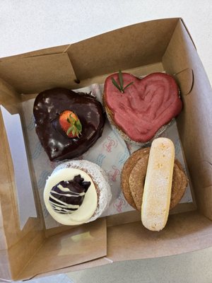 Scout's Doughnuts Greenville by null