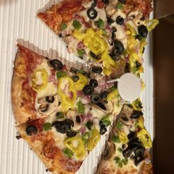 Pizzano's Buffet - Bad pizza