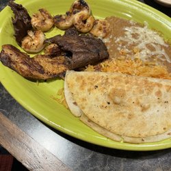 Los Mezquites Mexican Grill - Mariachi's Special
