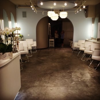 The Blowout - Makeup Artists Near Me - Chattanooga, Tennessee The Blowout - Makeup Artists Near Me - Chattanooga, Tennessee
