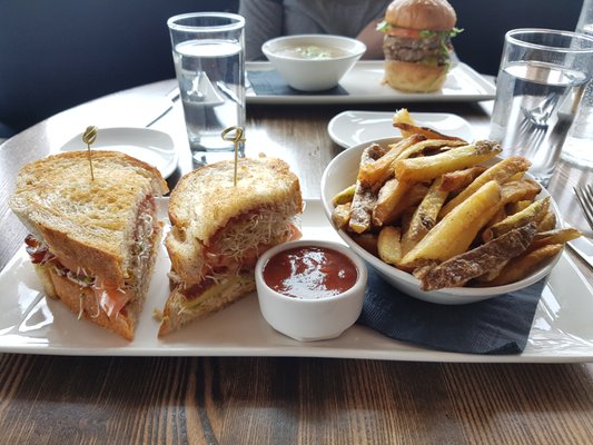 Bight Restaurant & Bar by null