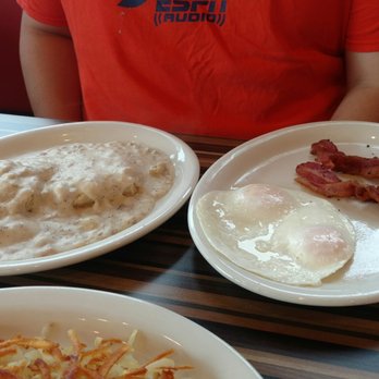 Tom's - Pasadena - Biscuits and gravy with eggs over medium and bacon - Burgers Near Me - Pasadena, California Tom's - Pasadena - Biscuits and gravy with eggs over medium and bacon - Burgers Near Me - Pasadena, California