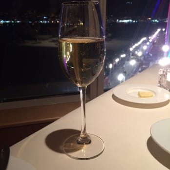Five Sails Restaurant - Ice wine prosecco - French Near Me - Vancouver, British Columbia Five Sails Restaurant - Ice wine prosecco - French Near Me - Vancouver, British Columbia