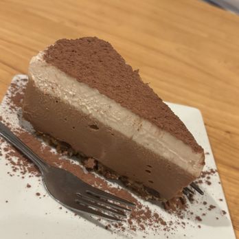 Alice & Friends' Vegan Kitchen - Raw Tiramisu - Vegetarian Near Me - Chicago, Illinois Alice & Friends' Vegan Kitchen - Raw Tiramisu - Vegetarian Near Me - Chicago, Illinois