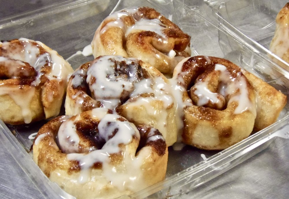 Towne Club Party Store Logo