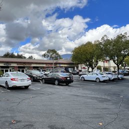 Exterior photo of Pearly Brow Threading - La Cañada Flintridge, California Exterior photo of Pearly Brow Threading - La Cañada Flintridge, California