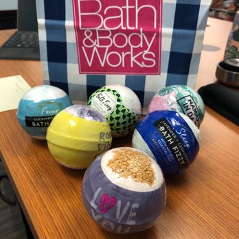 Bath & Body Works - Cosmetics & Beauty Supply Near Me - Garden City, New York Bath & Body Works - Cosmetics & Beauty Supply Near Me - Garden City, New York