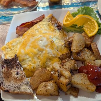 Granlund's Restaurant - Chicken chile omelette. - New American Near Me - Yucaipa, California Granlund's Restaurant - Chicken chile omelette. - New American Near Me - Yucaipa, California