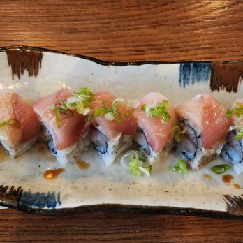 Shokudou - Double hamachi roll - Izakaya Near Me - San Francisco, California Shokudou - Double hamachi roll - Izakaya Near Me - San Francisco, California