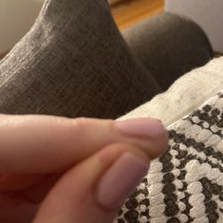 Nk Nails & Spa-Creve Coeur - Bad quality nails