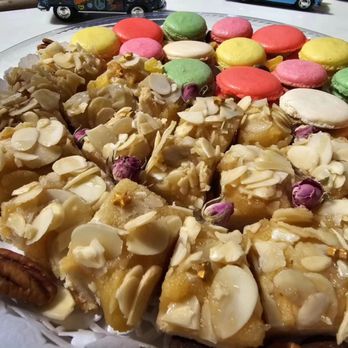 Les Biscuits Marookies - Desserts Near Me - Pointe-Claire, Quebec