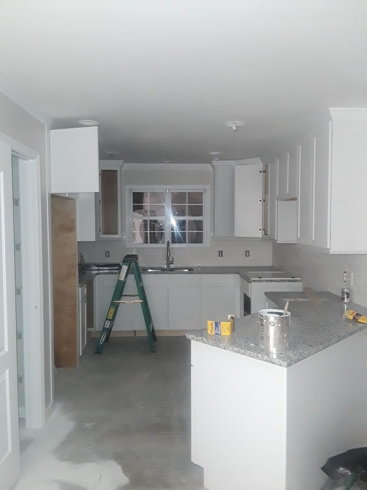 Slide of Tom Grubbs Custom Painting and Remodeling