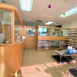Advanced Healthcare Pharmacy