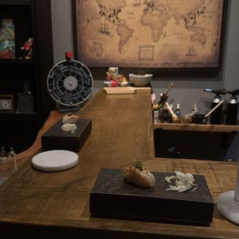 Toshokan - Sushi Bars Near Me - Austin, Texas