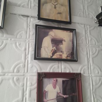 Totonno's - Generations of pizza - Pizza Near Me - Brooklyn, New York