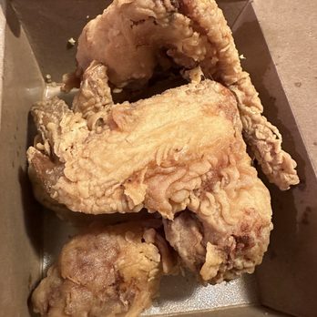 King's Chef - Order of 4 Fried Chicken Wings - Chinese Near Me - Flushing, New York