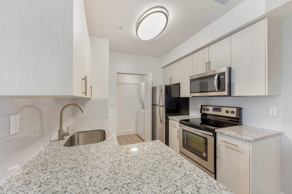 LEGACY AT DAVIE Updated August 2024 11 Photos 3800 Davie Road