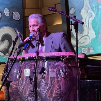 Vibrato Grill Jazz - Luis Cruz Beltran - Jazz & Blues Near Me - Los Angeles, California Vibrato Grill Jazz - Luis Cruz Beltran - Jazz & Blues Near Me - Los Angeles, California