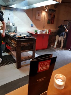 Faustfood by null
