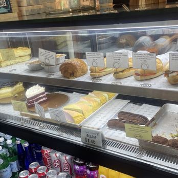 Dolphin Cafe - Cafes Near Me - Washington, DC, District of Columbia