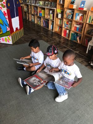 LA Libreria by null