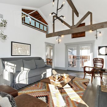 Scott Claypool, Realtor at 3 Leaf Realty - Represented the seller in the purchase, then sale of this masterfully re-created Craftsman beauty in Jefferson Park LA. - Real Estate Agents Near Me - Manhattan Beach, California Scott Claypool, Realtor at 3 Leaf Realty - Represented the seller in the purchase, then sale of this masterfully re-created Craftsman beauty in Jefferson Park LA. - Real Estate Agents Near Me - Manhattan Beach, California