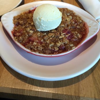 True Food Kitchen - Strawberry Rhubarb Crisp. - New American Near Me - Denver, Colorado