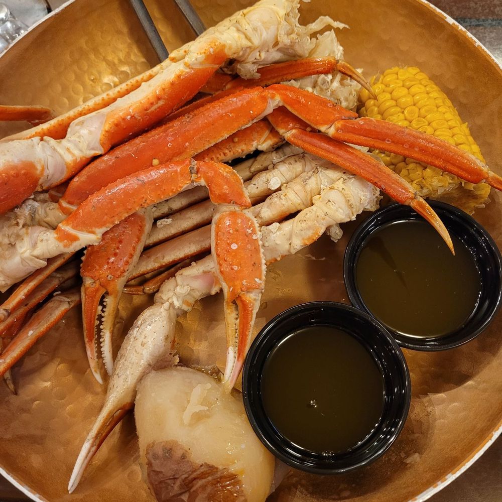 King crab, potato and corn King crab, potato and corn