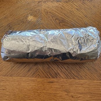 La Piñata Taqueria - Super Burrito-Carne Asada - Food Trucks Near Me - Vallejo, California La Piñata Taqueria - Super Burrito-Carne Asada - Food Trucks Near Me - Vallejo, California