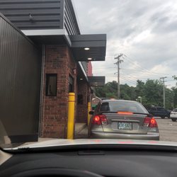 Wendy's - Drive thru!