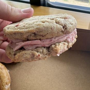 Leila Bakery & Cafe - Strawberry sandwich cream - Coffee & Tea Near Me - Dallas, Texas