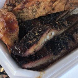 Southern Smoke BBQ - Rib and chicken