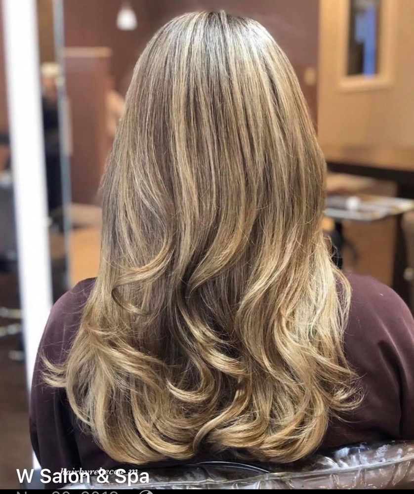 W Salon & Spa Image