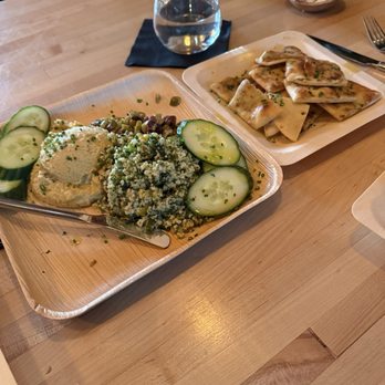 Ripple Wine Bar - Covington - The hummus plate... Pita chips, hummus, cucumbers, olives, and quinoa with peppers. - Wine Bars Near Me - Covington, Kentucky Ripple Wine Bar - Covington - The hummus plate... Pita chips, hummus, cucumbers, olives, and quinoa with peppers. - Wine Bars Near Me - Covington, Kentucky