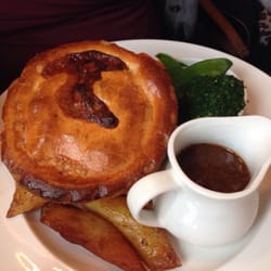 The Deramore Arms - That's proper pastry!