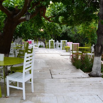 Dut Restoran & Cafe-Bar - Mediterranean Near Me - İzmir, 35 Dut Restoran & Cafe-Bar - Mediterranean Near Me - İzmir, 35