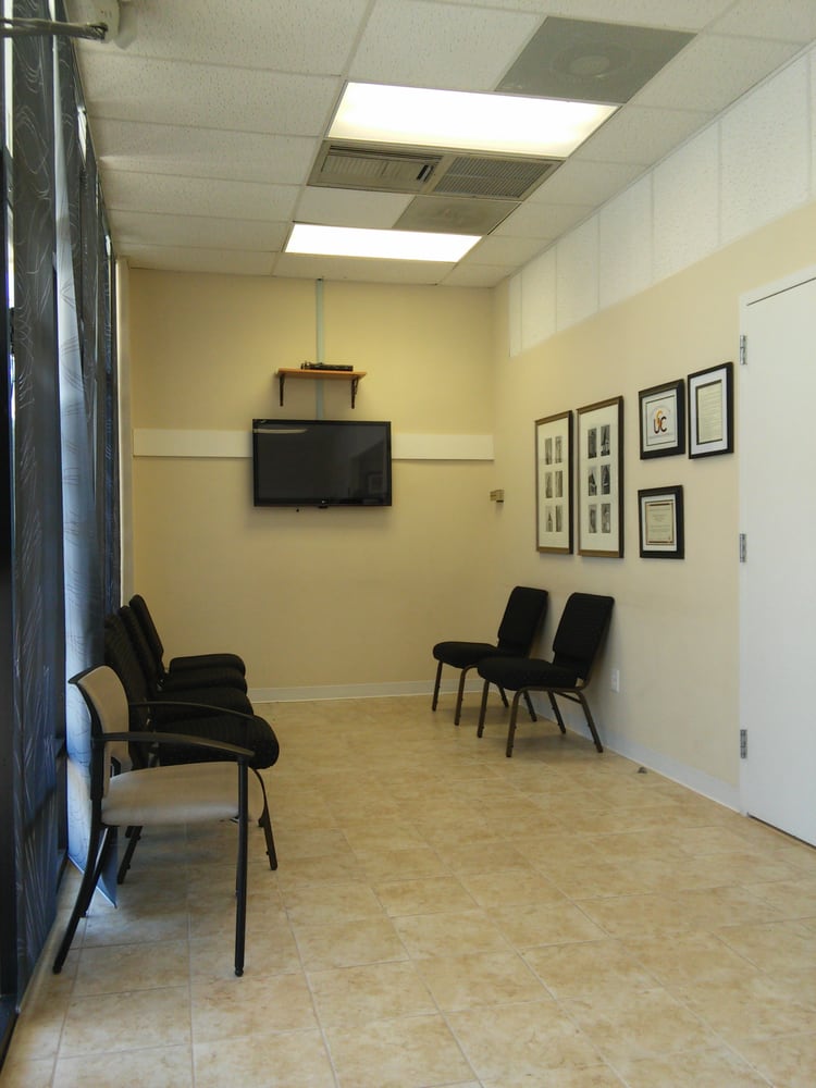 GOWELL URGENT CARE Updated July 2024 39 Reviews 75 W Lee Hwy